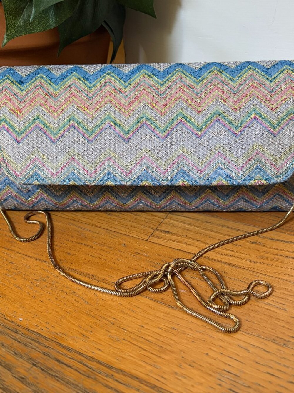 Franchi Straw Clutch Crossbody bag with Metal Rope Strap
